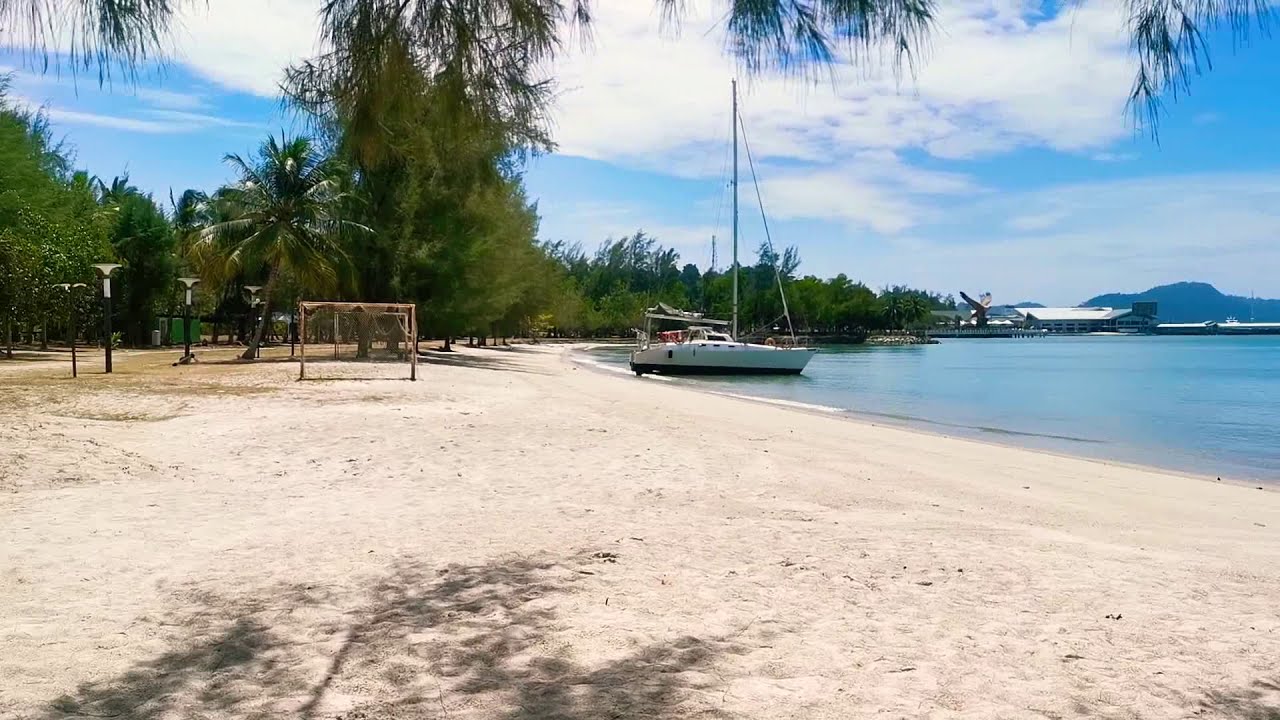 langkawi pantai lagenda